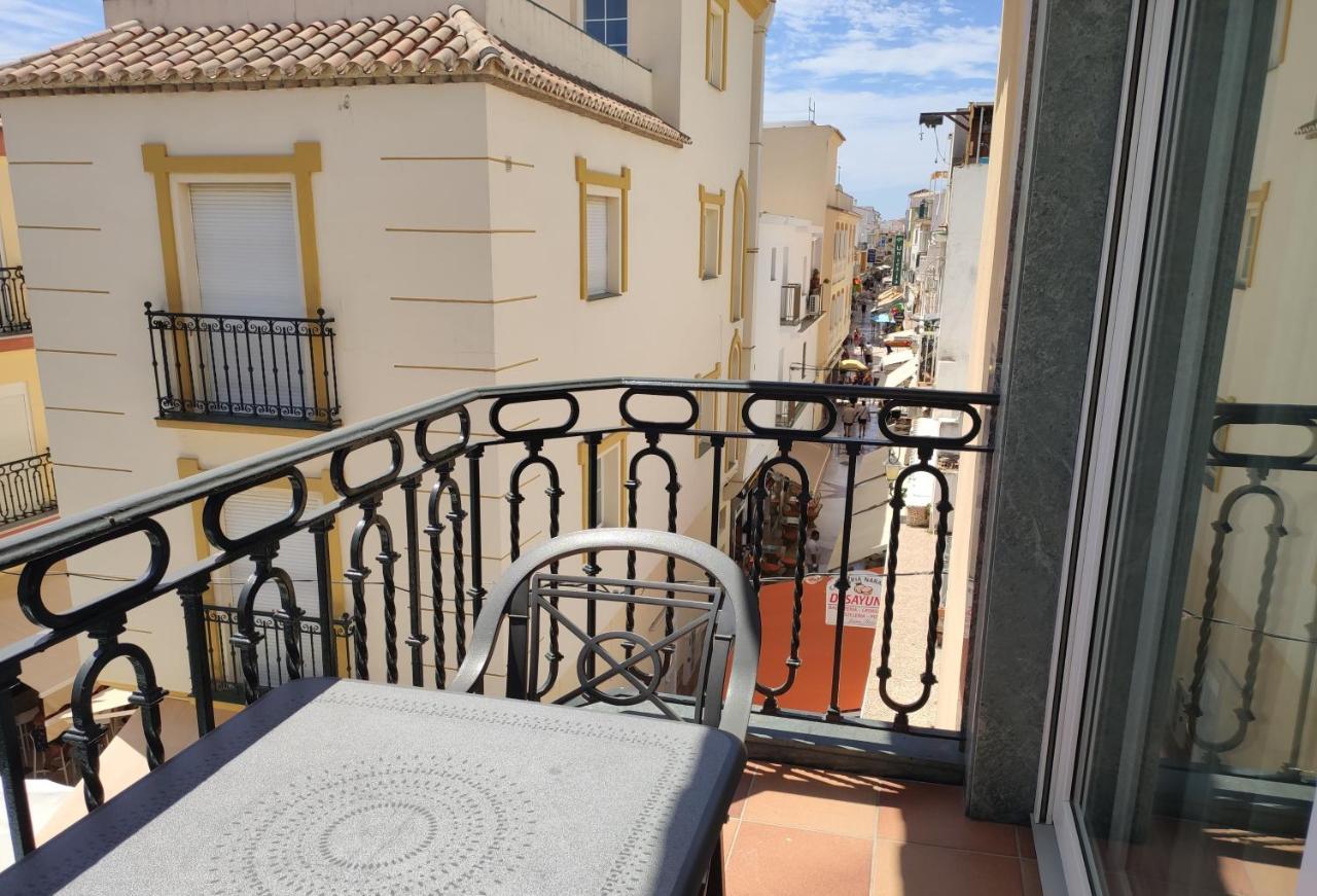 Apartamentos Leonor Carihuela トレモリノス エクステリア 写真