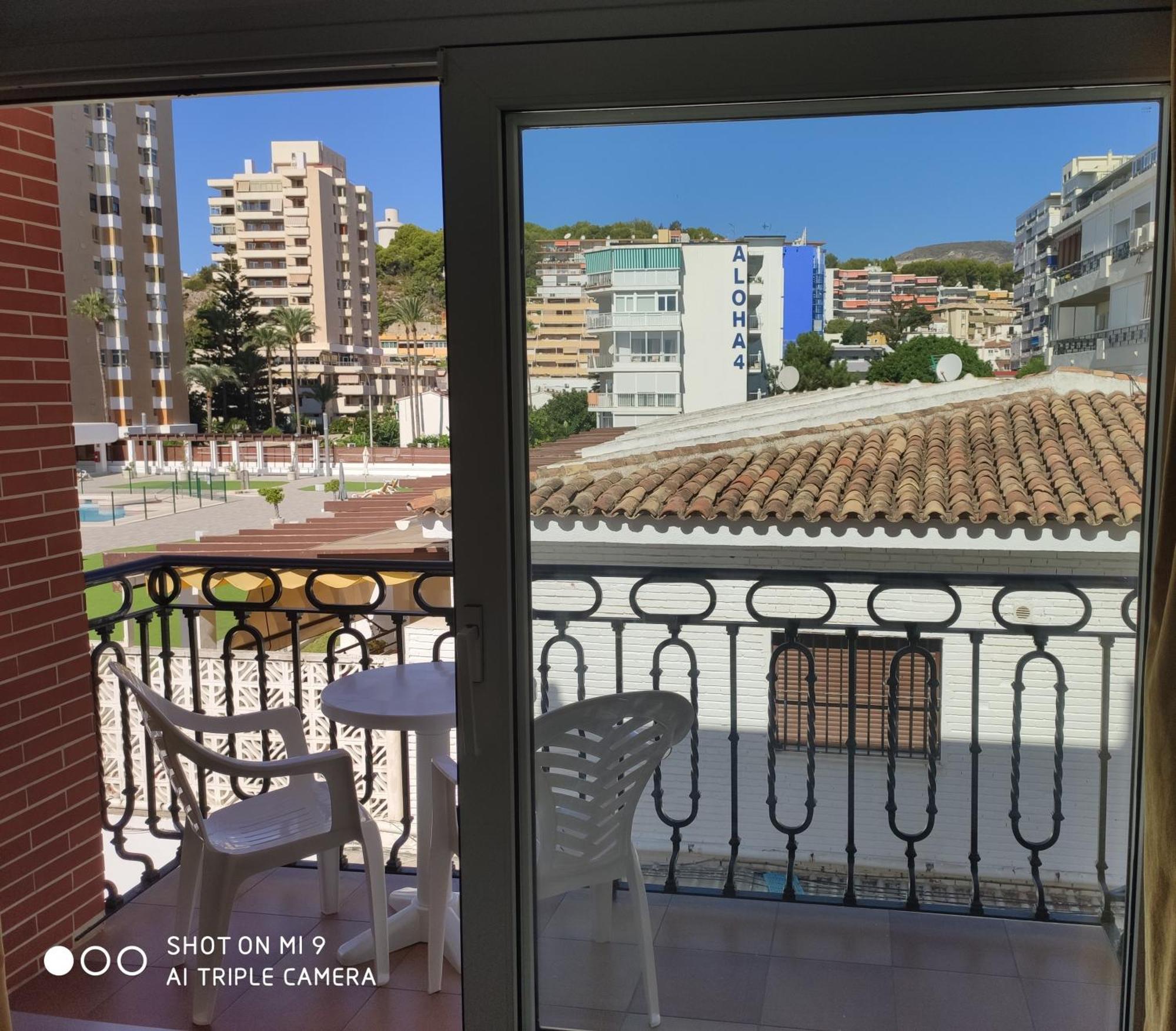 Apartamentos Leonor Carihuela トレモリノス エクステリア 写真