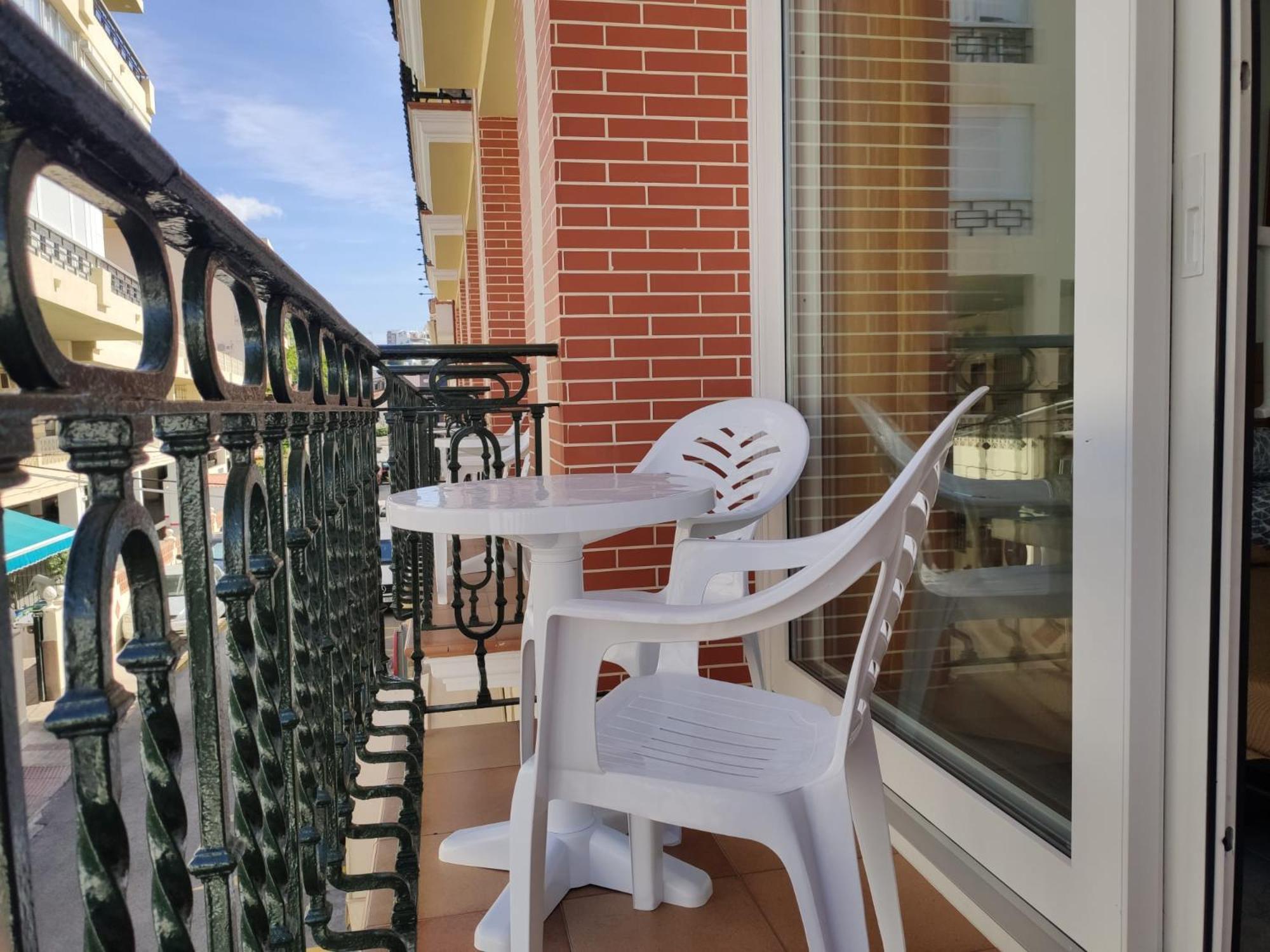Apartamentos Leonor Carihuela トレモリノス エクステリア 写真