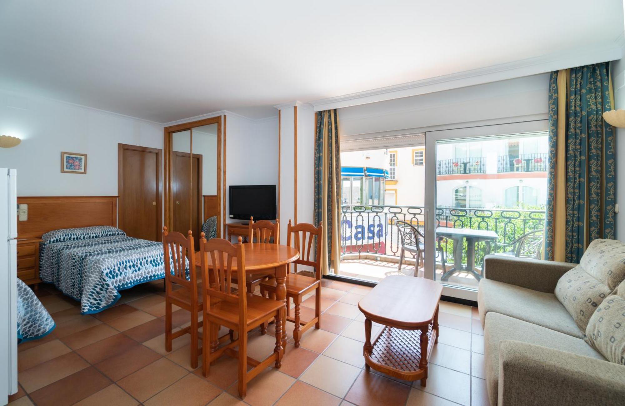 Apartamentos Leonor Carihuela トレモリノス エクステリア 写真