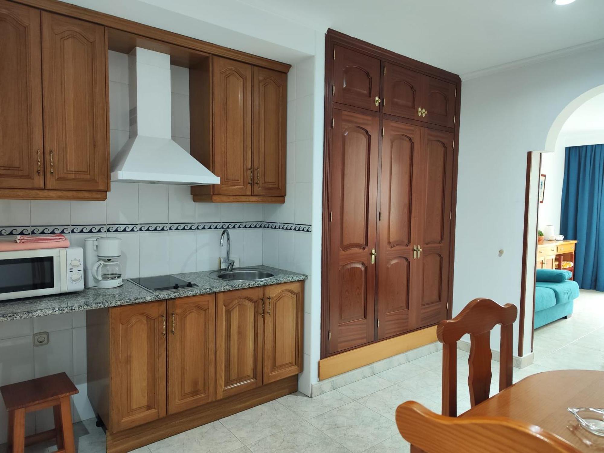 Apartamentos Leonor Carihuela トレモリノス エクステリア 写真