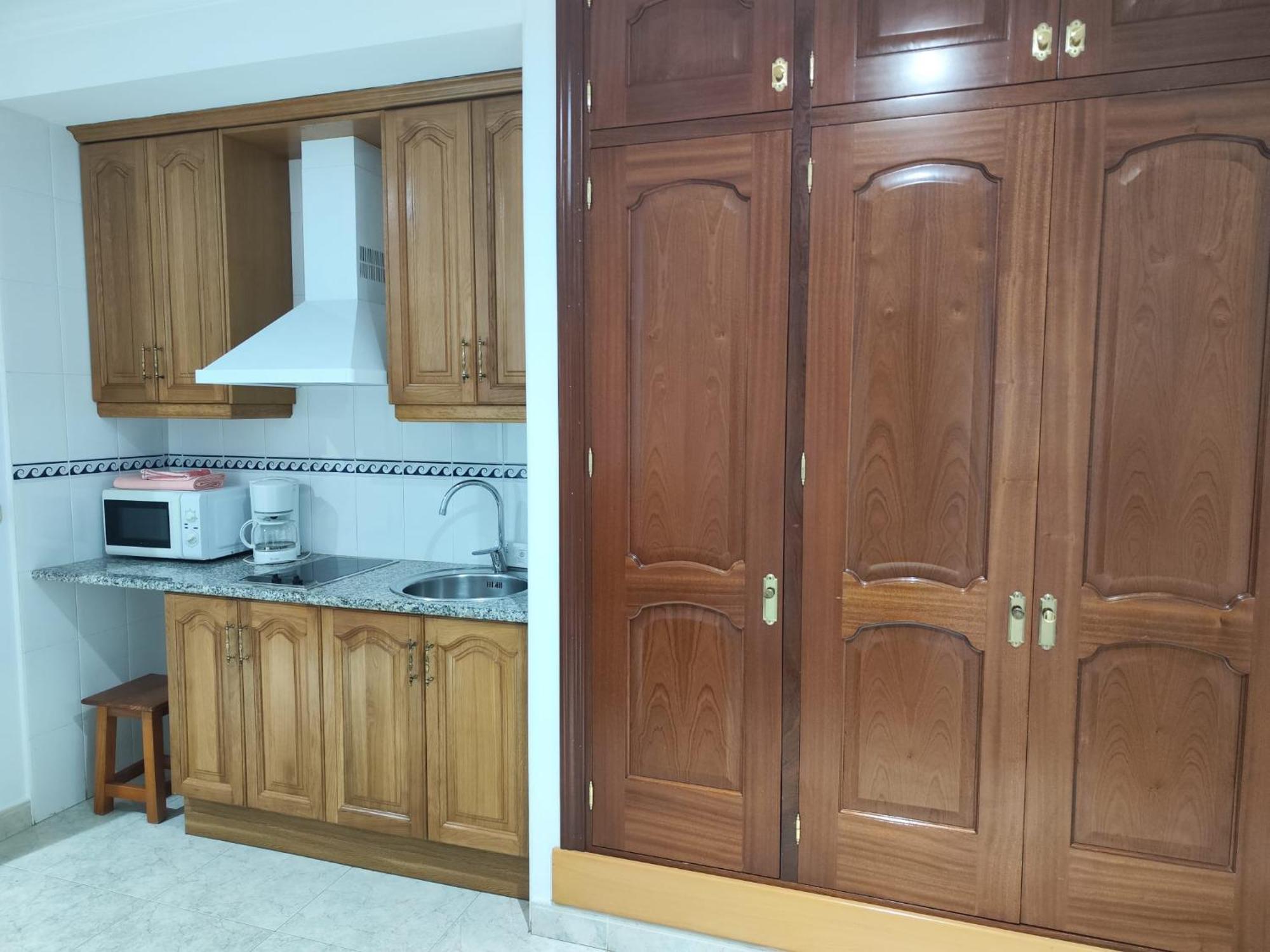 Apartamentos Leonor Carihuela トレモリノス エクステリア 写真