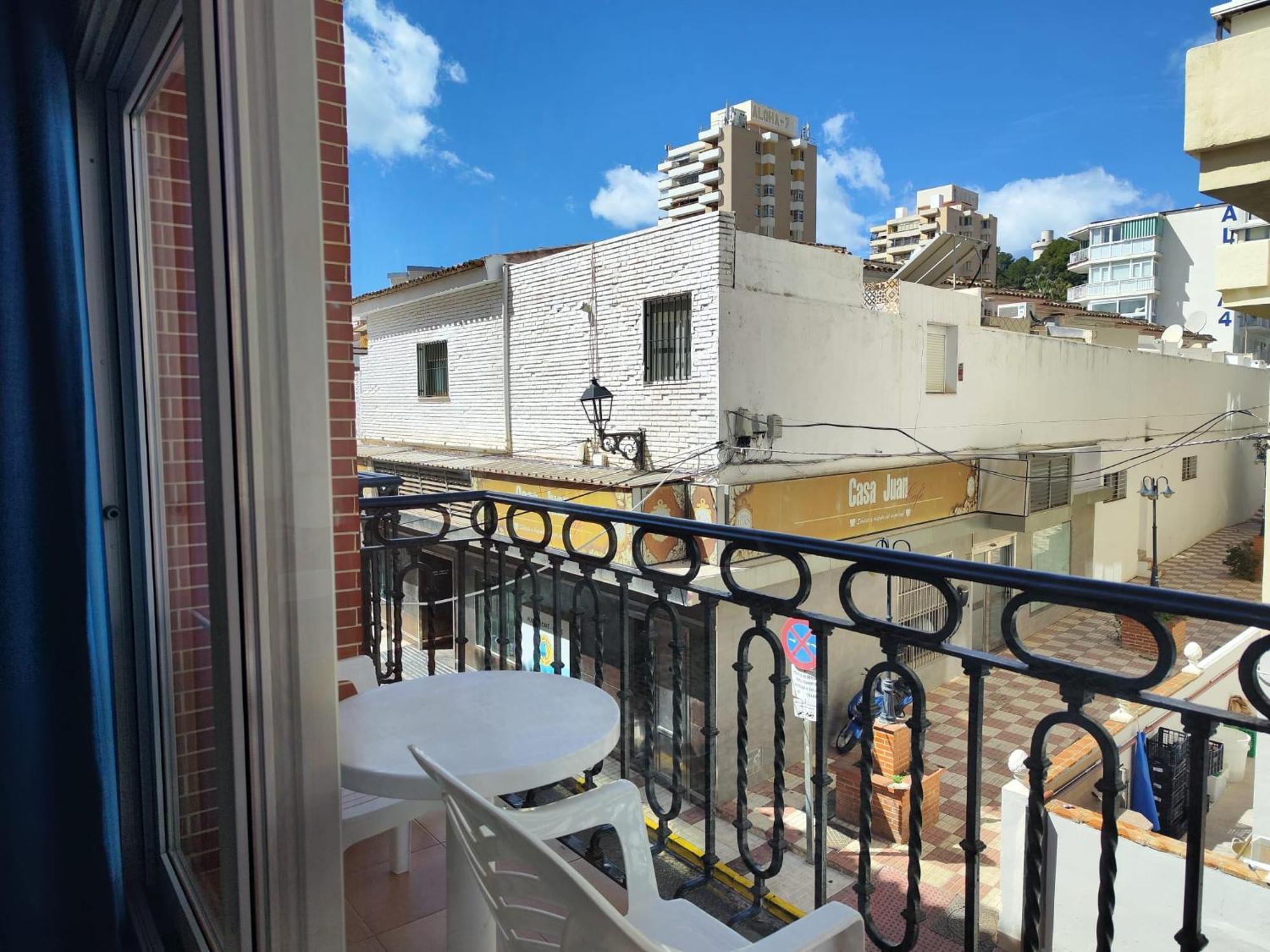 Apartamentos Leonor Carihuela トレモリノス エクステリア 写真