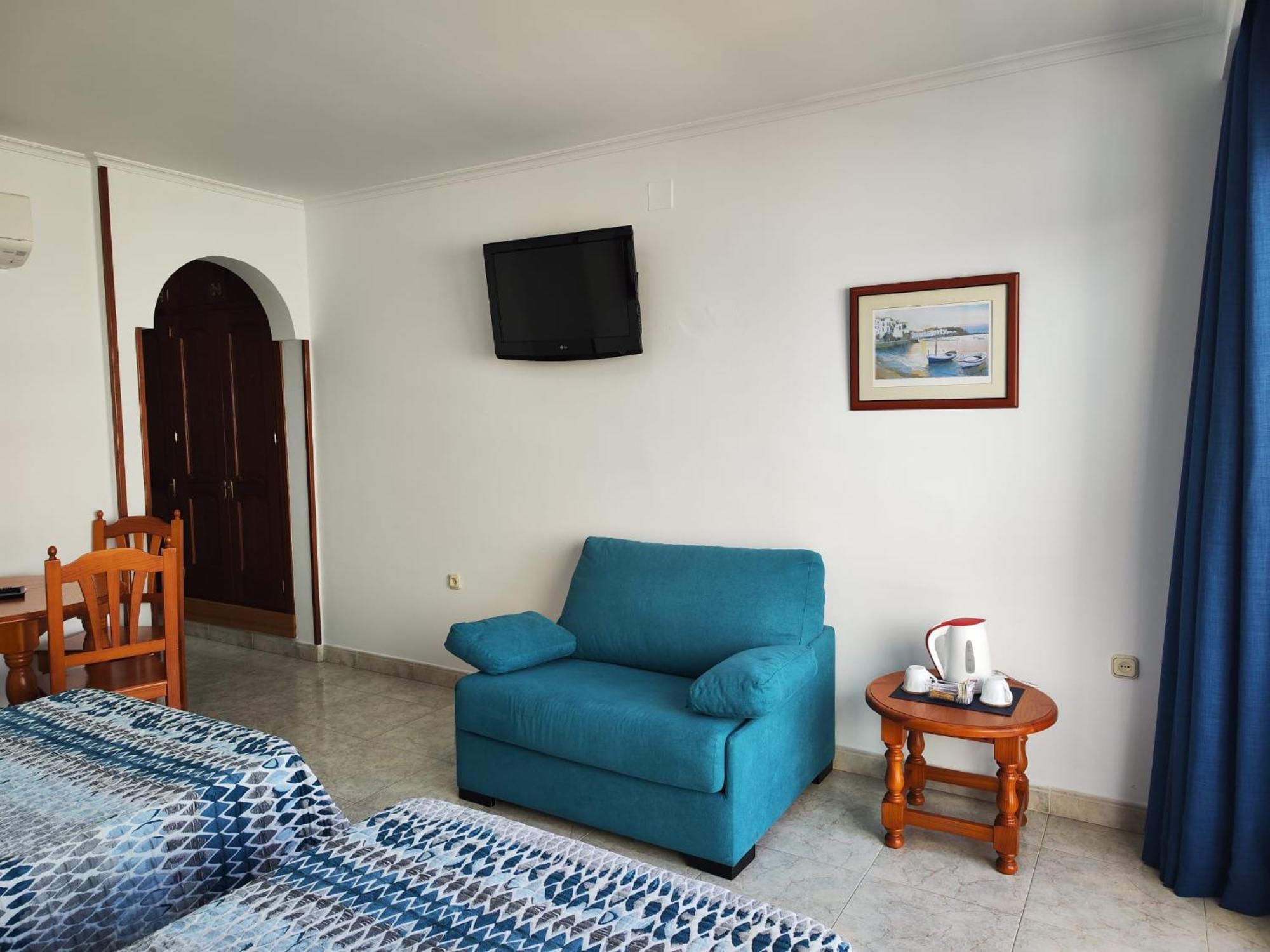 Apartamentos Leonor Carihuela トレモリノス 部屋 写真