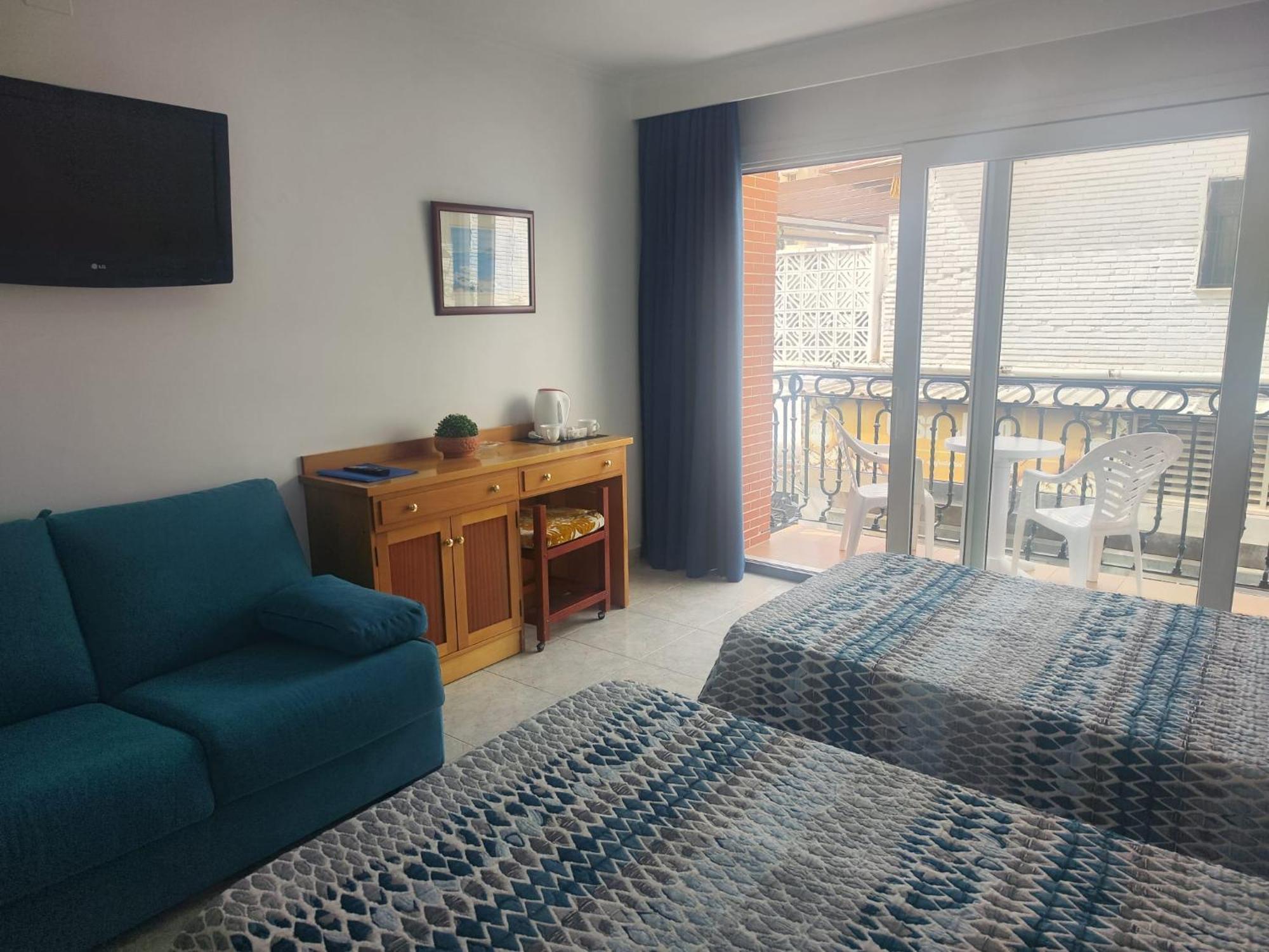 Apartamentos Leonor Carihuela トレモリノス 部屋 写真