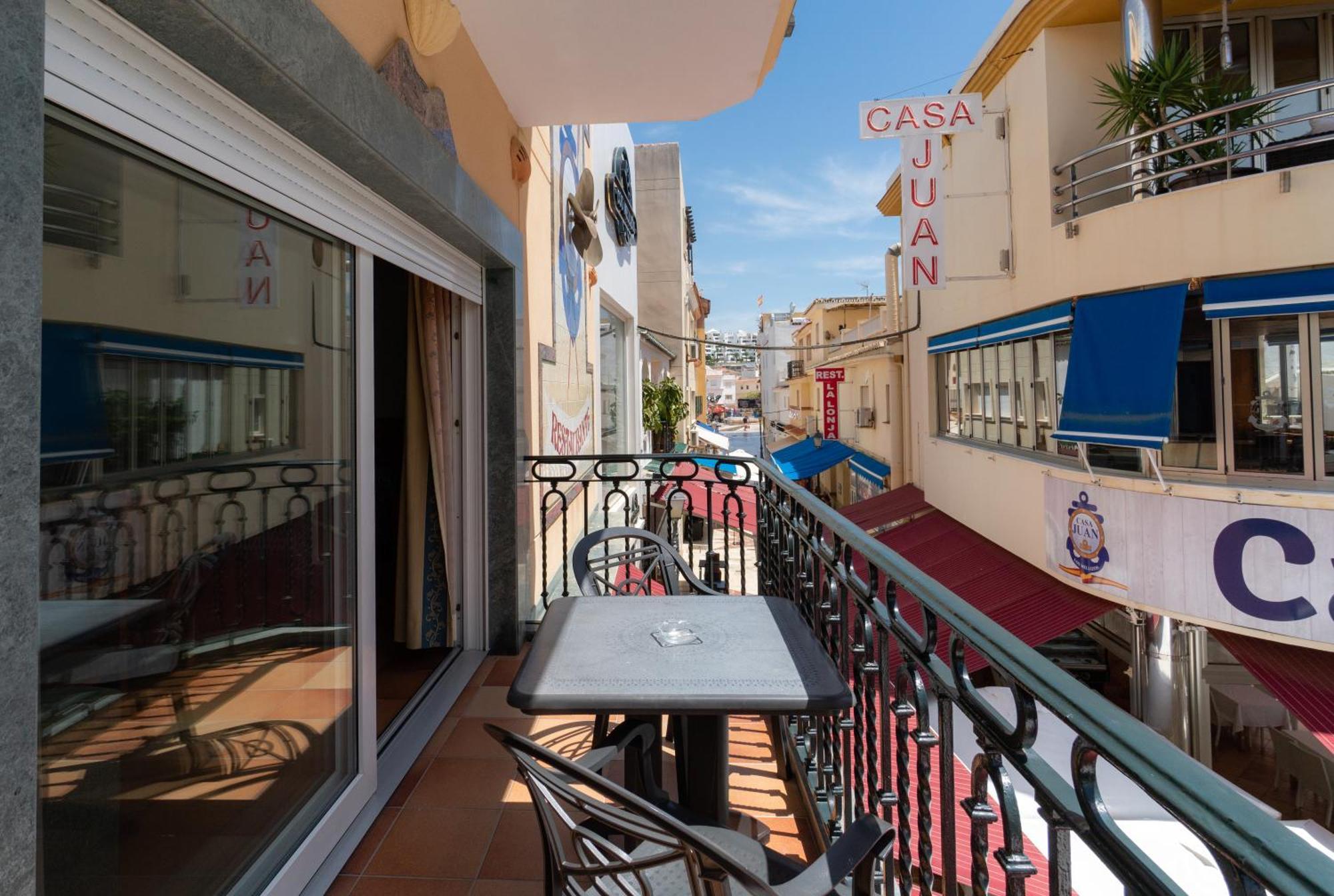 Apartamentos Leonor Carihuela トレモリノス 部屋 写真